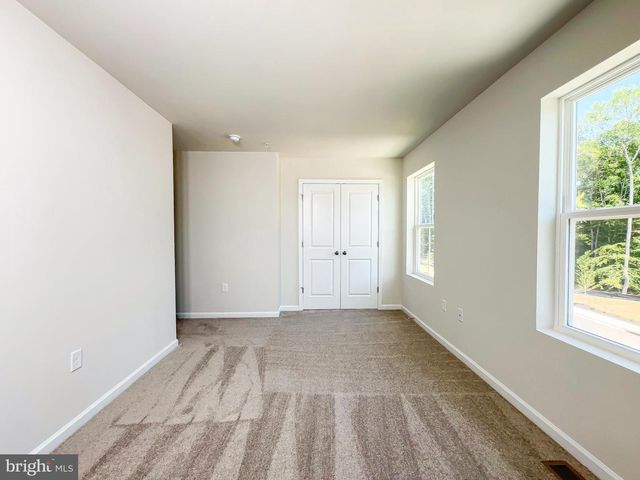 5615 LUDLOW PL, White Plains, MD 20695