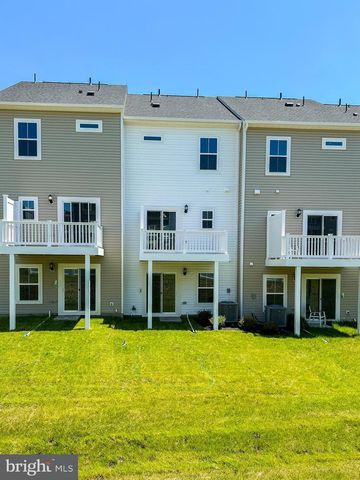 5615 LUDLOW PL, White Plains, MD 20695