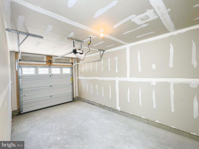 5615 LUDLOW PL, White Plains, MD 20695