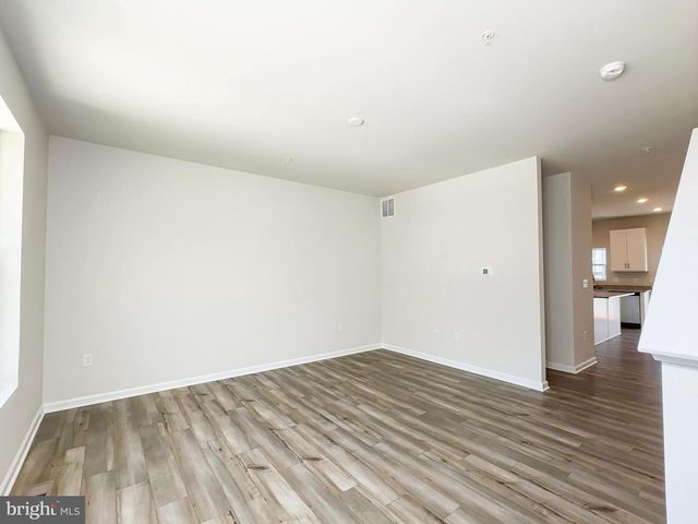 5615 LUDLOW PL, White Plains, MD 20695
