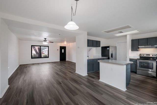 7254 Ruby Palm, San Antonio, TX 78218