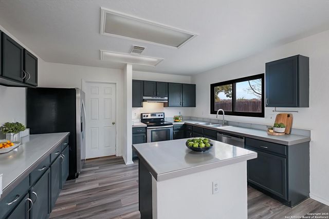 7254 Ruby Palm, San Antonio, TX 78218