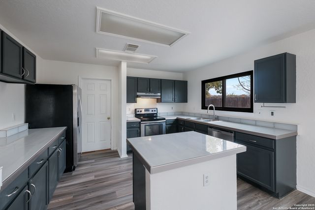 7254 Ruby Palm, San Antonio, TX 78218