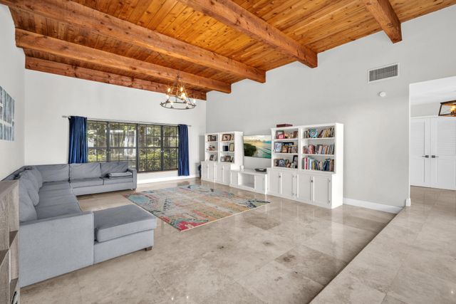 5820 SW 37th Terrace, Fort Lauderdale, FL 33312