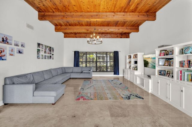 5820 SW 37th Terrace, Fort Lauderdale, FL 33312