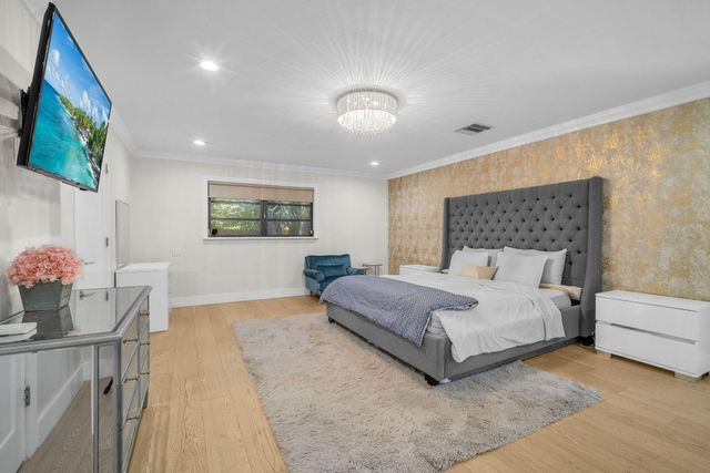 5820 SW 37th Terrace, Fort Lauderdale, FL 33312