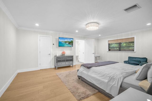 5820 SW 37th Terrace, Fort Lauderdale, FL 33312