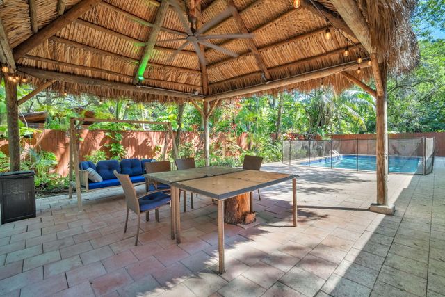 5820 SW 37th Terrace, Fort Lauderdale, FL 33312