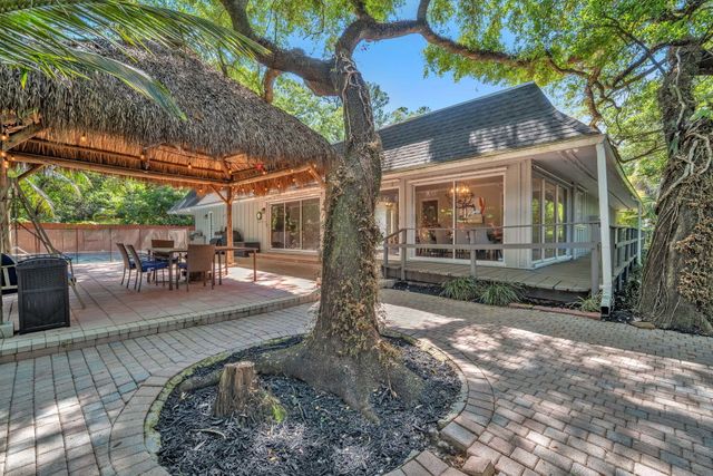 5820 SW 37th Terrace, Fort Lauderdale, FL 33312