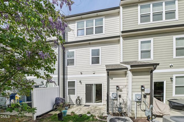 324 Old Grove Lane, Apex, NC 27502