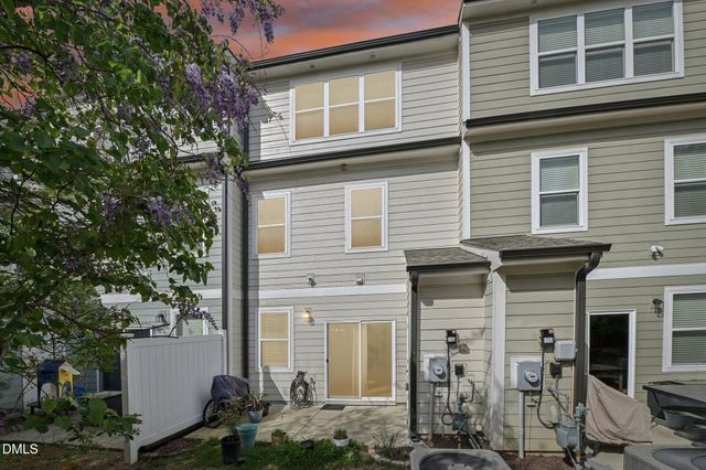 324 Old Grove Lane, Apex, NC 27502