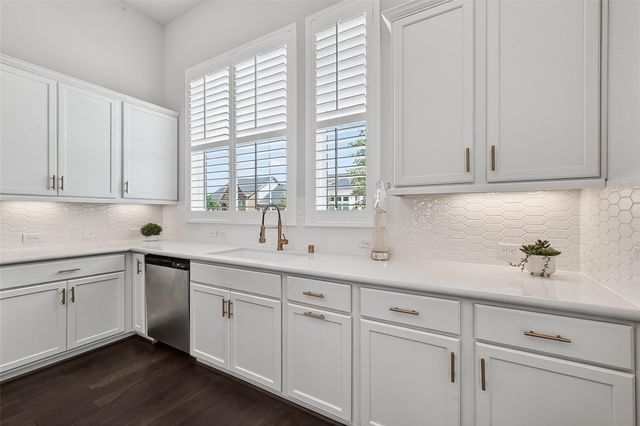 28919 Harbor Springs Court, Fulshear, TX 77441