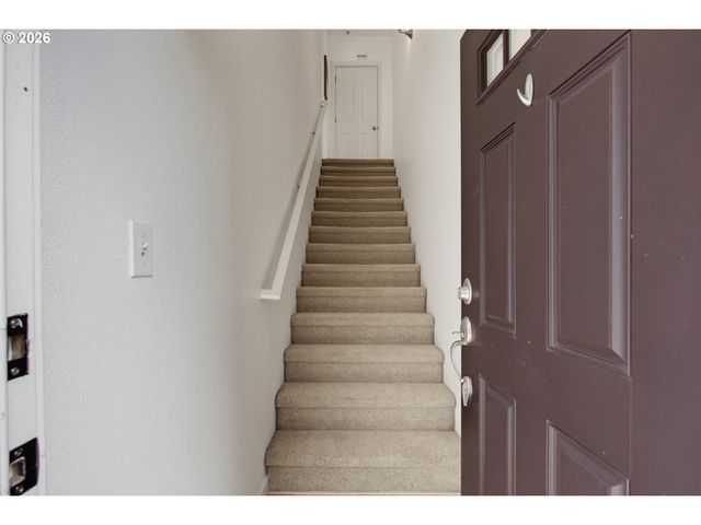10757 Ne RED WING Way 201, Hillsboro, OR 97006