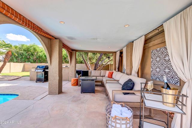 11222 N MILLER Road, Scottsdale, AZ 85260