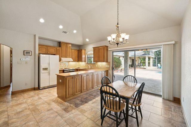 85 Rio Colorado DR, Boerne, TX 78006