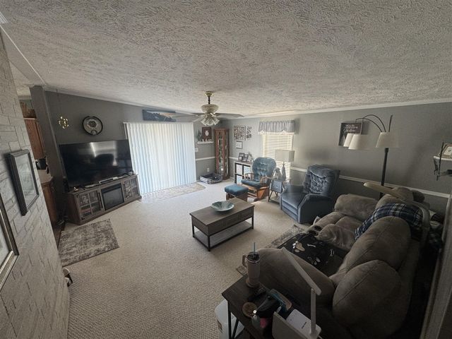 8962 Woodland Avenue 238, Kalamazoo, MI 49009