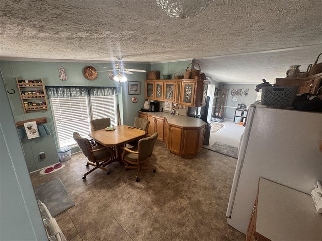 8962 Woodland Avenue 238, Kalamazoo, MI 49009