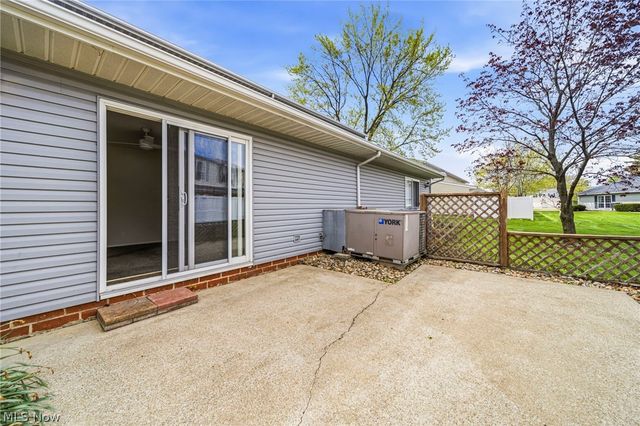 7982 Colonial Drive, Mentor, OH 44060