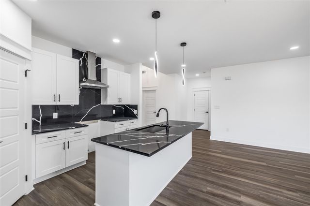 232 Amaranta LN, Dale, TX 78616