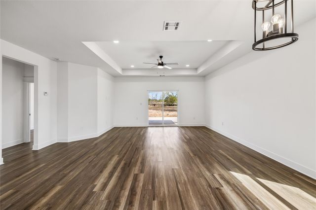 232 Amaranta LN, Dale, TX 78616