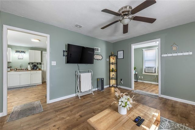 414 E 3rd Street, Springfield, OH 45503