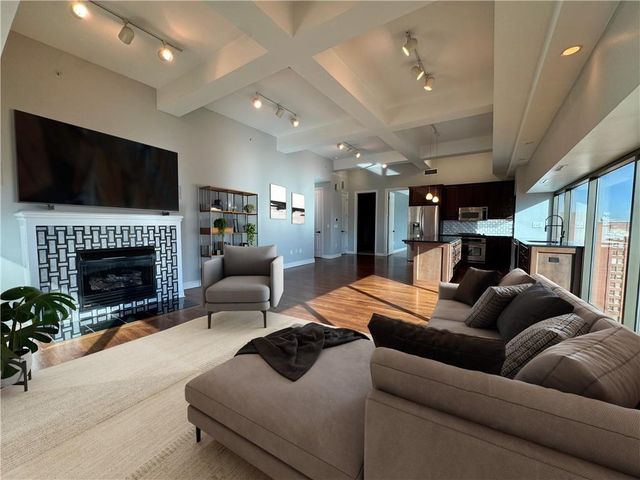 1101 Walnut Street 1809, Kansas City, MO 64106