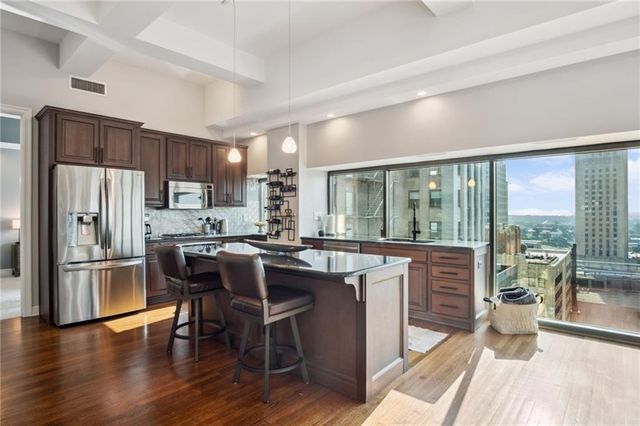 1101 Walnut Street 1809, Kansas City, MO 64106