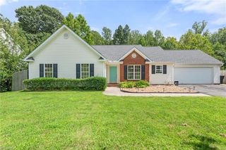 6941 Rangecrest Road, Belews Creek, NC 27009
