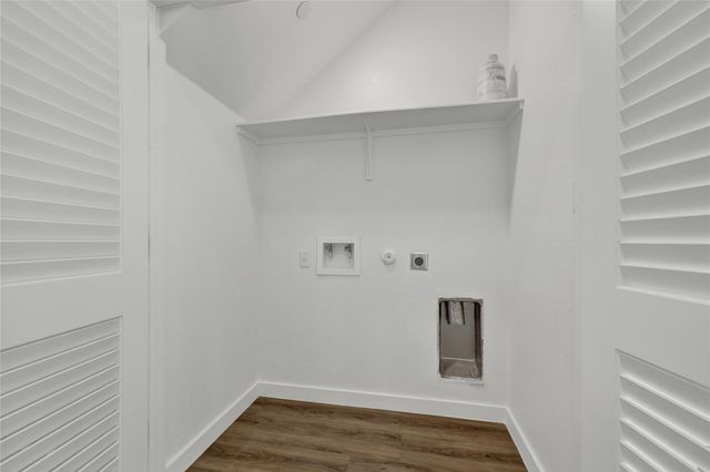 104 Creekside TRL 303, Kyle, TX 78640