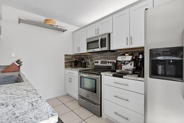 5408 NW 59th Place, Tamarac, FL 33319