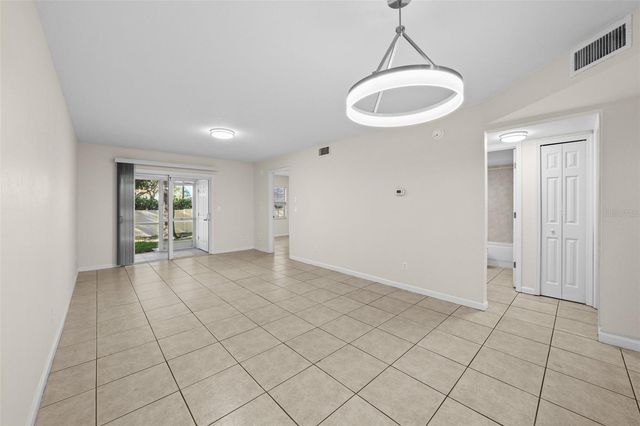 3880 34TH AVENUE S 103, St Petersburg, FL 33711