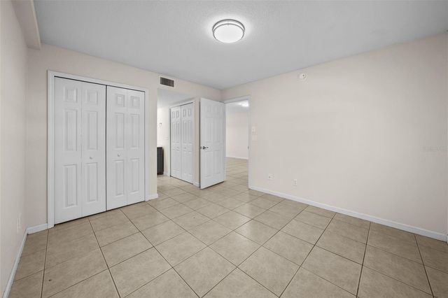 3880 34TH AVENUE S 103, St Petersburg, FL 33711