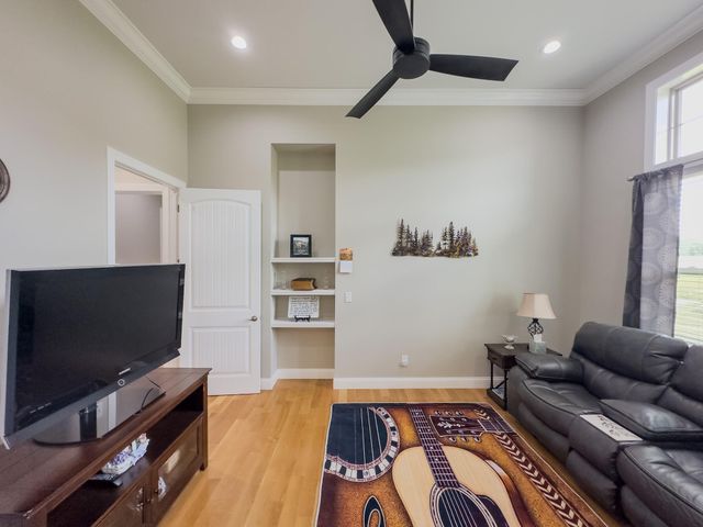 232 Clearview Road, London, KY 40741