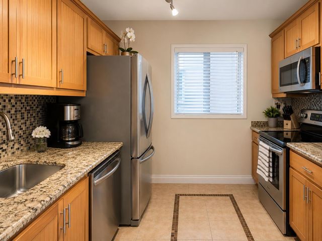 2828 Casita Way 205, Delray Beach, FL 33445