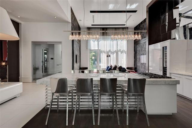 2700 Brazos Street 4310, Houston, TX 77006