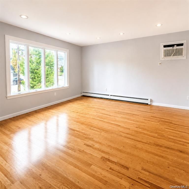 324 Buckingham Road, Cedarhurst, NY 11516 — photo 3