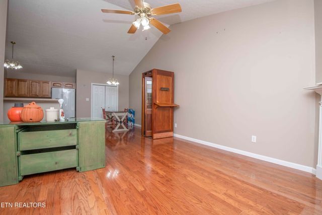7300 Brook Run Way, Knoxville, TN 37920