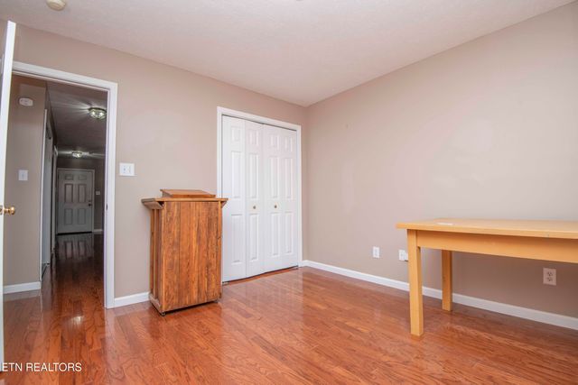 7300 Brook Run Way, Knoxville, TN 37920