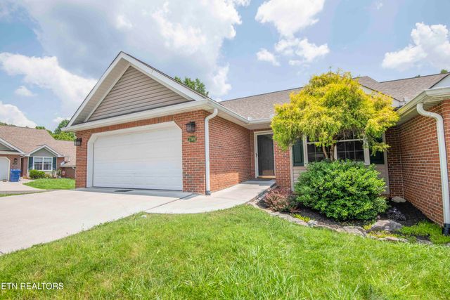 7300 Brook Run Way, Knoxville, TN 37920