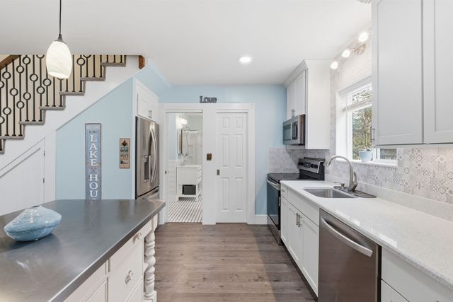 34 Mountain View Drive, Moultonborough, NH 03254