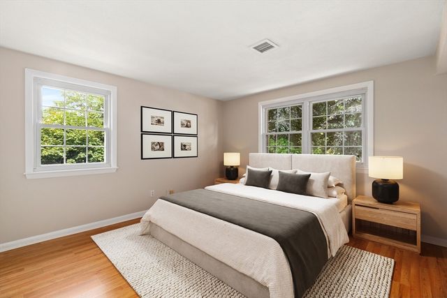 1 Centre St 9, Canton, MA 02021