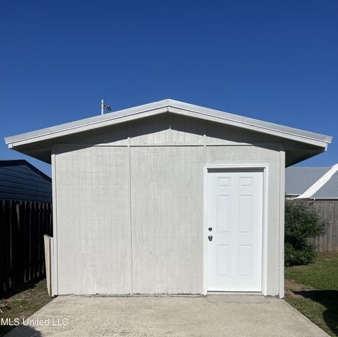 11029 Windsor Hill Drive, D'iberville, MS 39540