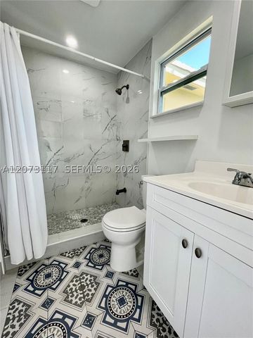 2310 N 57th Way 3, Hollywood, FL 33021
