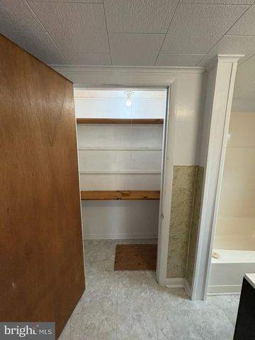 251 WAYNE AVE, Waynesboro, PA 17268