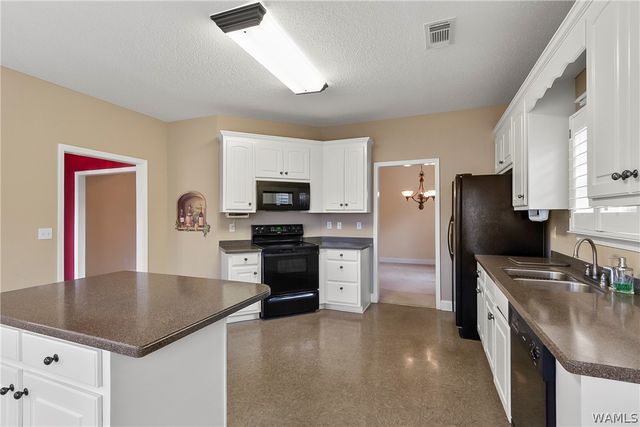 1070 Periwinkle, Tuscaloosa, AL 35405