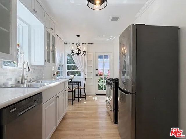 1144 15th Street 4, Santa Monica, CA 90403