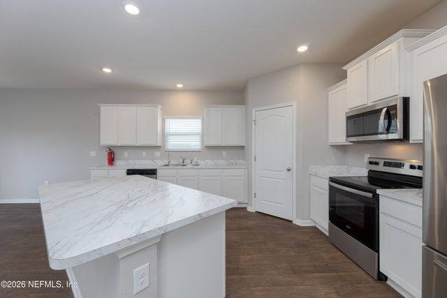 3552 LAWTON Place, Green Cove Springs, FL 32043