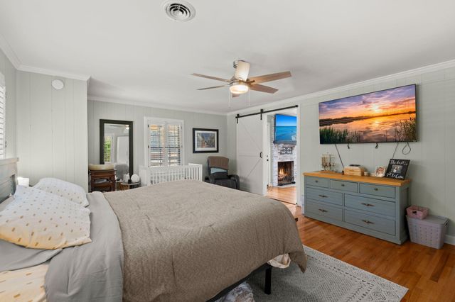 12489 Round O Road, Round O, SC 29474