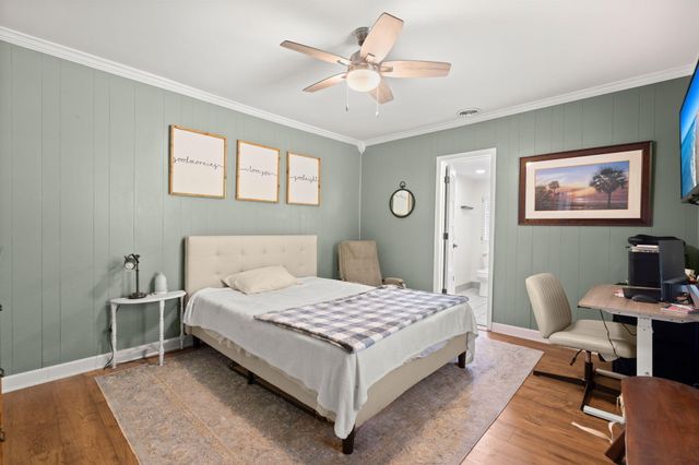 12489 Round O Road, Round O, SC 29474