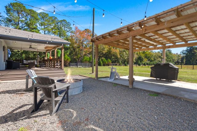 12489 Round O Road, Round O, SC 29474